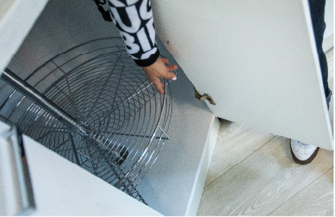 Kárpit-Max Bútorbolt - Debrecen - Beépített tároló az Antónia konyhabútorban